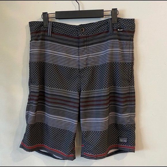 Maui & Sons Swimming Trunks - Picture 1 of 5
